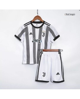 Youth Juventus Jersey Kit 2022/23 Home